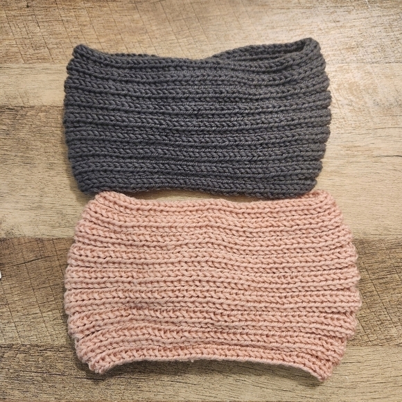 Knit Headbands With Faux Pearls - Picture 4 of 4